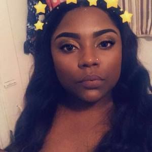 Meet your Posher, Stephanie